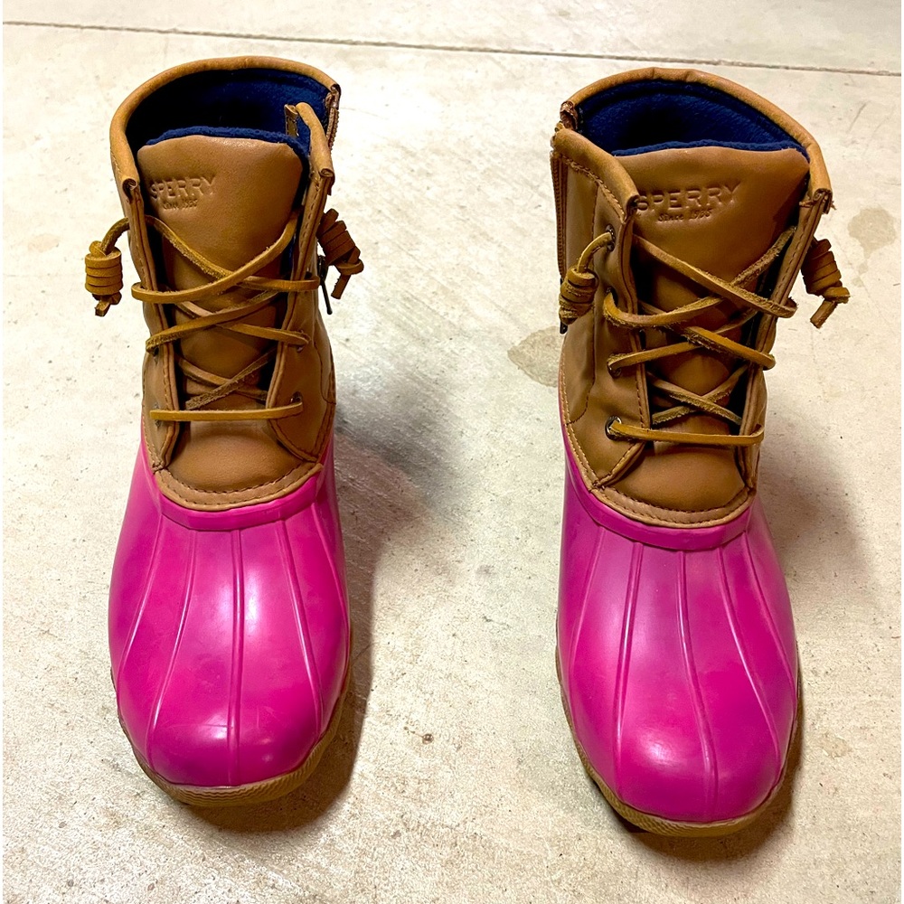Sperry pink boot women